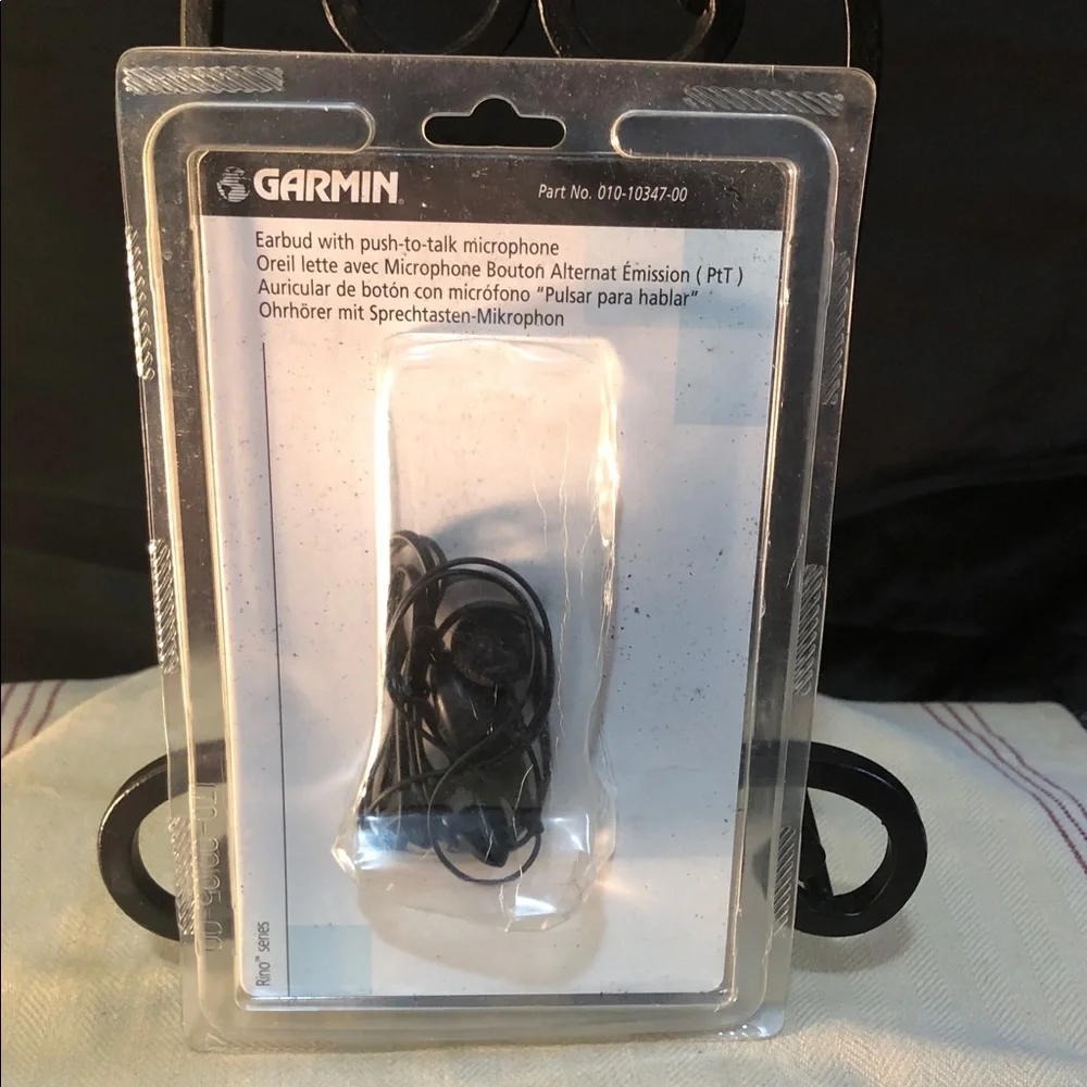 Garmin Black Earbud with In-Line Push-to-Talk Microphone
